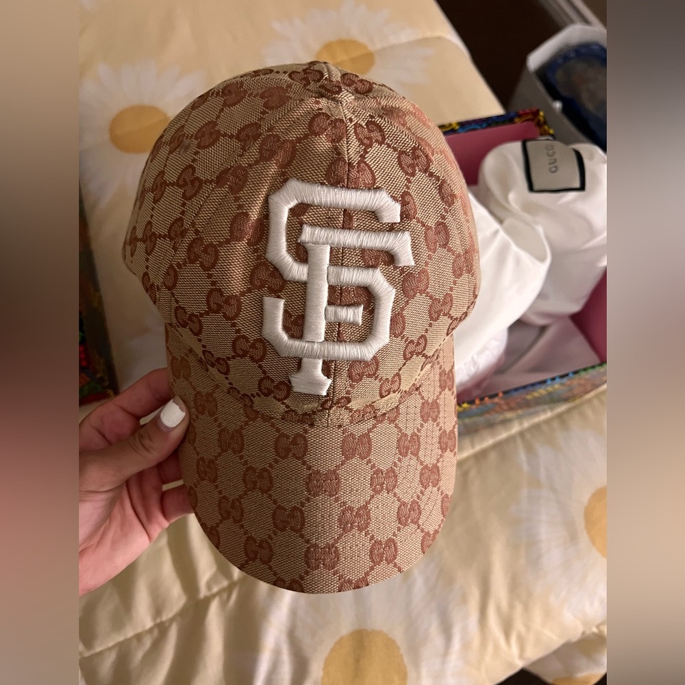 Gucci baseball hat